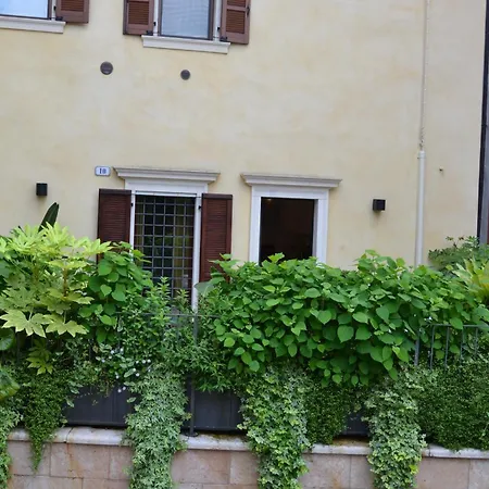Dolce Santo Stefano Apartamento *